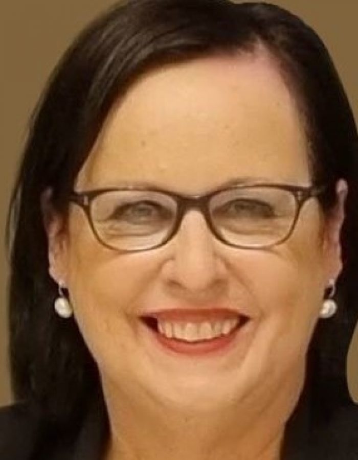 Pamela Murphy Profile pic CROPPED - Pamela Murphy